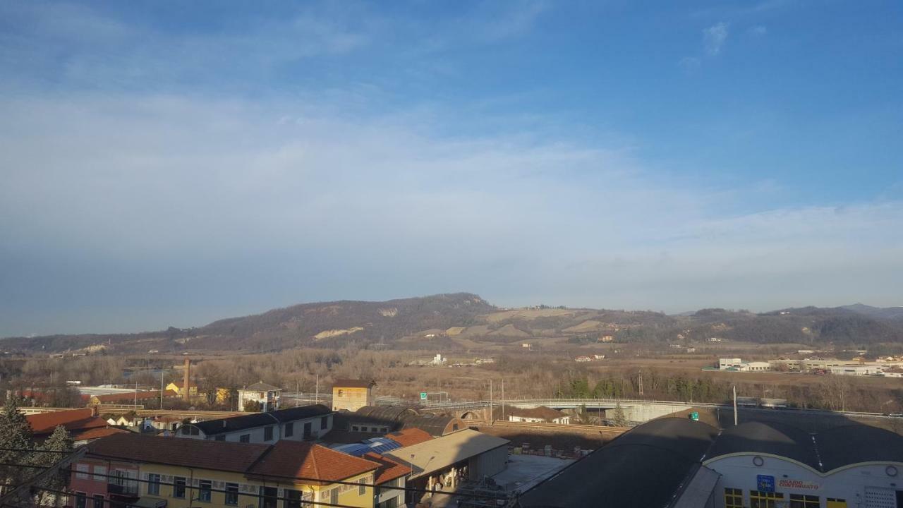 Affittacamere Serravalle Shopping Серавале Скривия Екстериор снимка